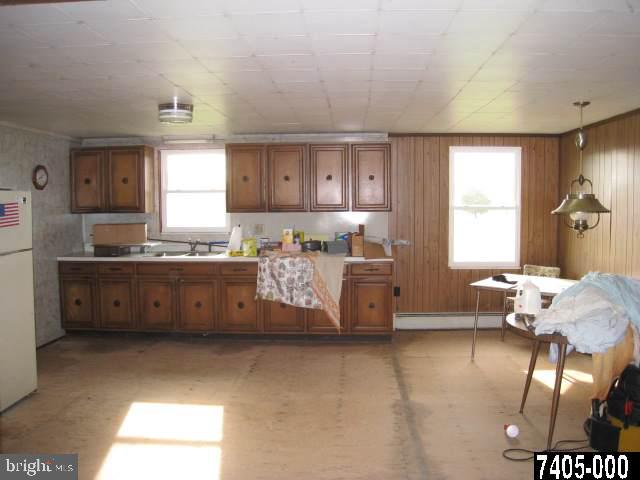 333 Sunset Road Thomasville, PA 17364 - Photo 5 of 16 Gallery Image 5