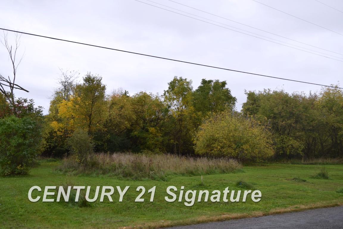 601 Schust Road Saginaw, MI 48604 - Photo 3 of 5 Gallery Image 3