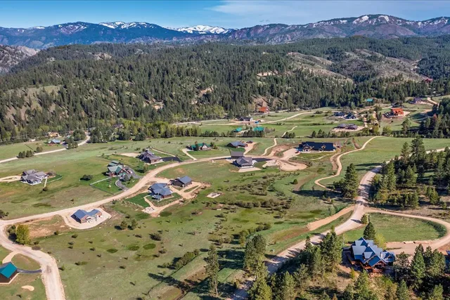 $199,900 | 48 Crosstimber Loop, Unit 17, Garden Valley, ID 83622