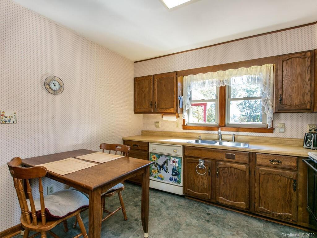 53 Edgewood Road Candler, NC 28715 - Photo 16 of 36 Gallery Image 16