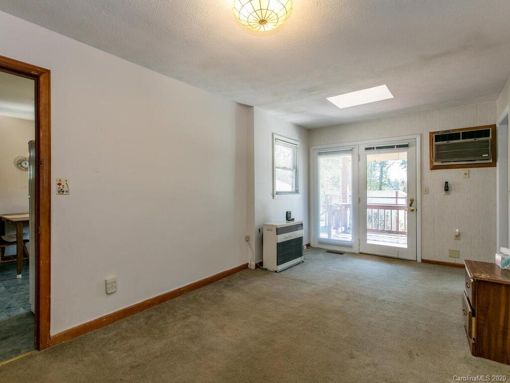 53 Edgewood Road Candler, NC 28715 - Photo 17 of 36 Gallery Image 17