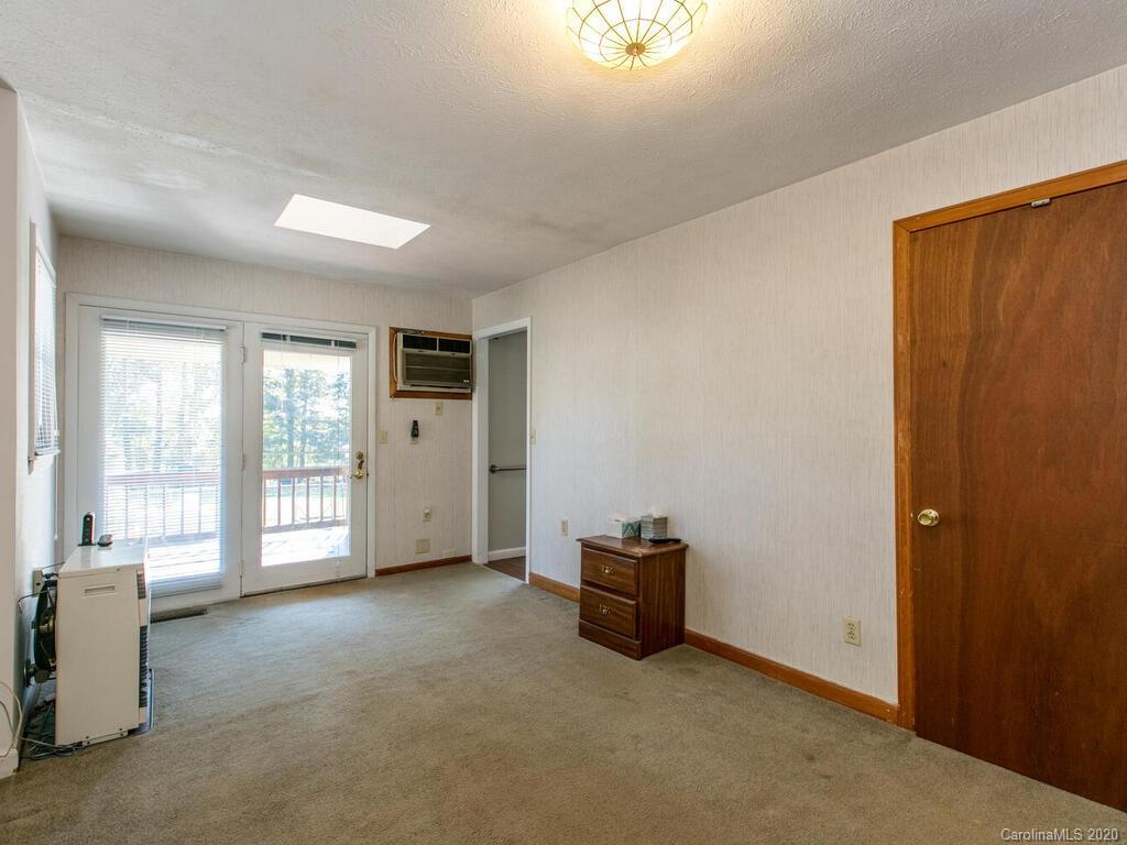 53 Edgewood Road Candler, NC 28715 - Photo 18 of 36 Gallery Image 18