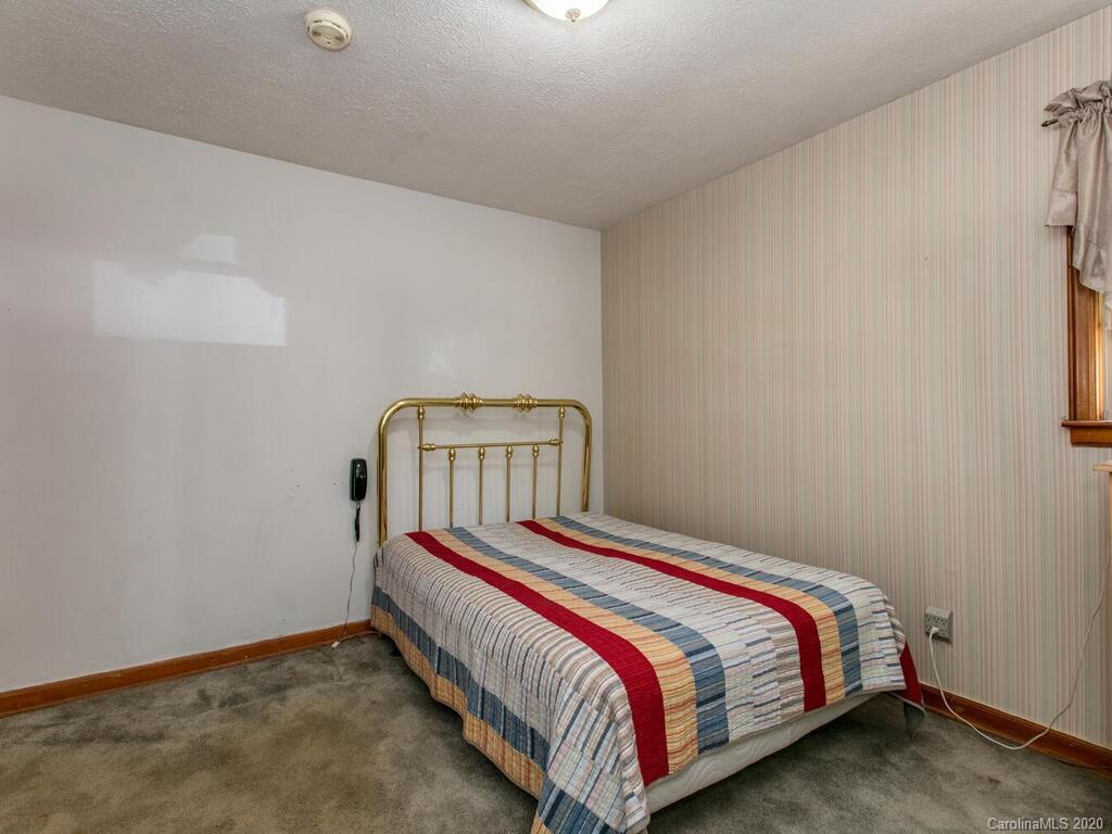 53 Edgewood Road Candler, NC 28715 - Photo 25 of 36 Gallery Image 25