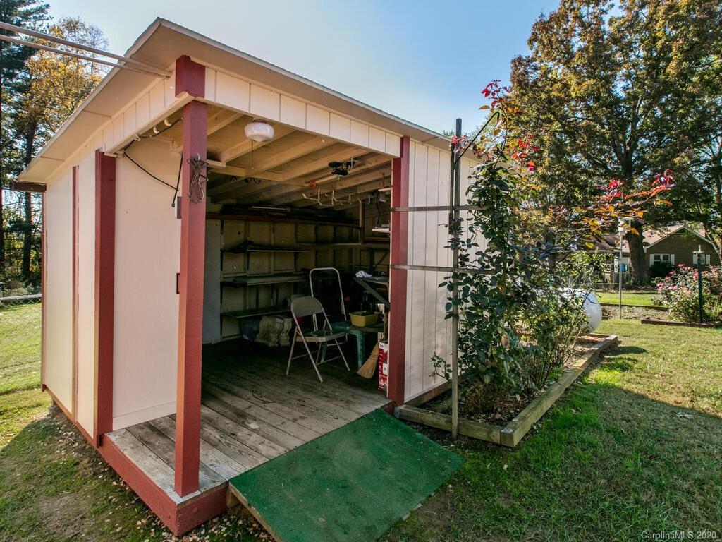 53 Edgewood Road Candler, NC 28715 - Photo 33 of 36 Gallery Image 33