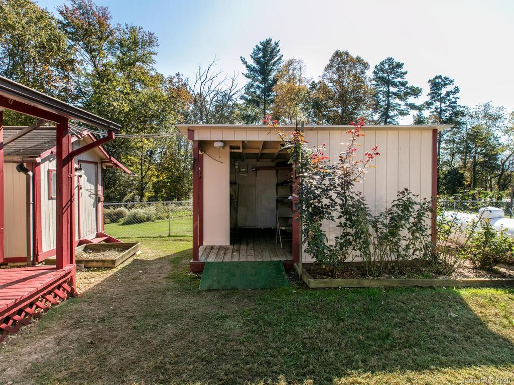 53 Edgewood Road Candler, NC 28715 - Photo 34 of 36 Gallery Image 34