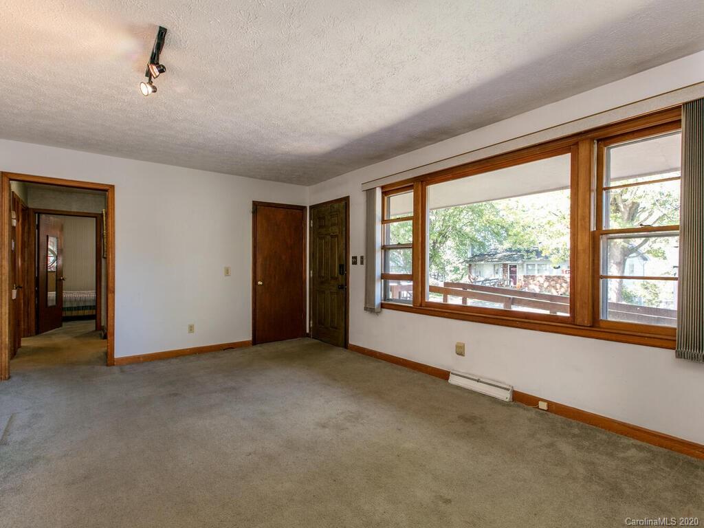 53 Edgewood Road Candler, NC 28715 - Photo 7 of 36 Gallery Image 7
