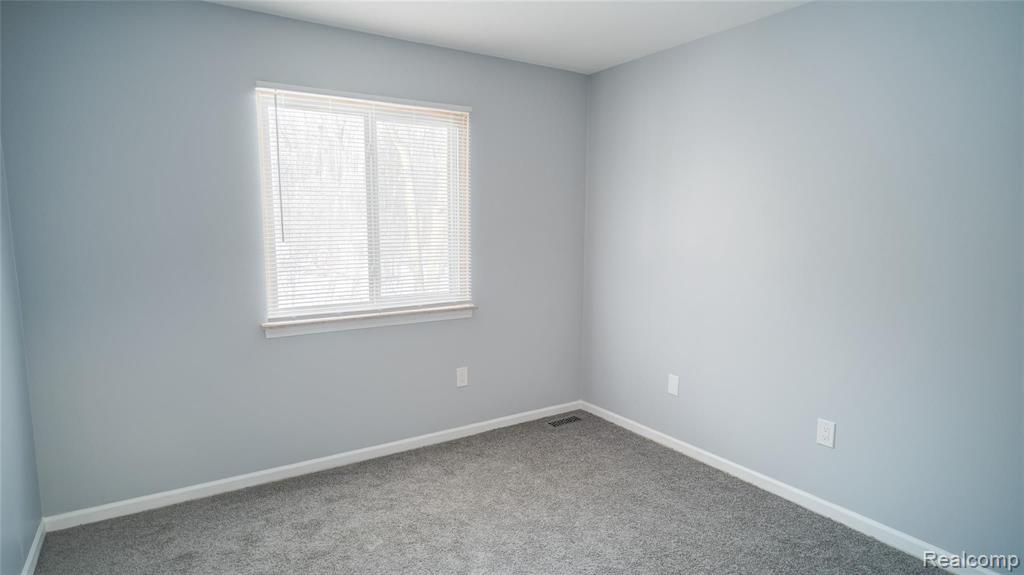 45930 Cider Mill Road Novi, MI 48374 - Photo 26 of 41