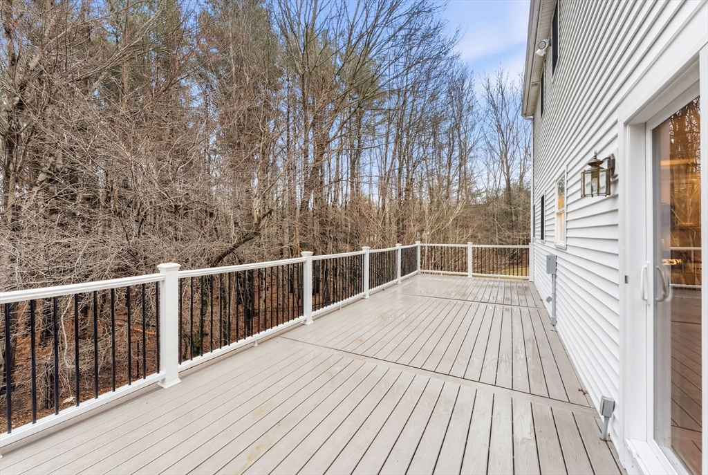 25 Stanphyl Road Uxbridge, MA 01569 - Photo 40 of 41