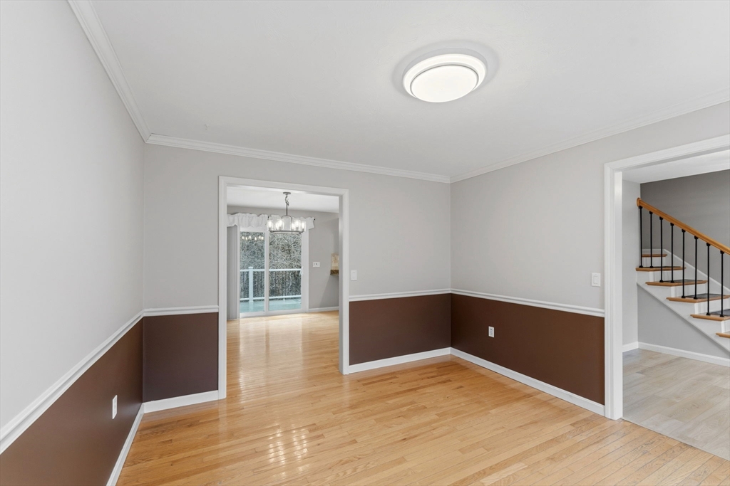 25 Stanphyl Road Uxbridge, MA 01569 - Photo 7 of 41