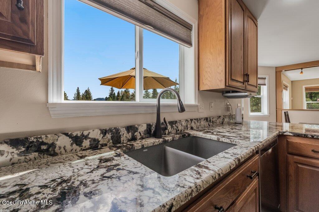 405 Brisboys Road Sagle, ID 83860 - Photo 20 of 87 --20.jpg-SMALL