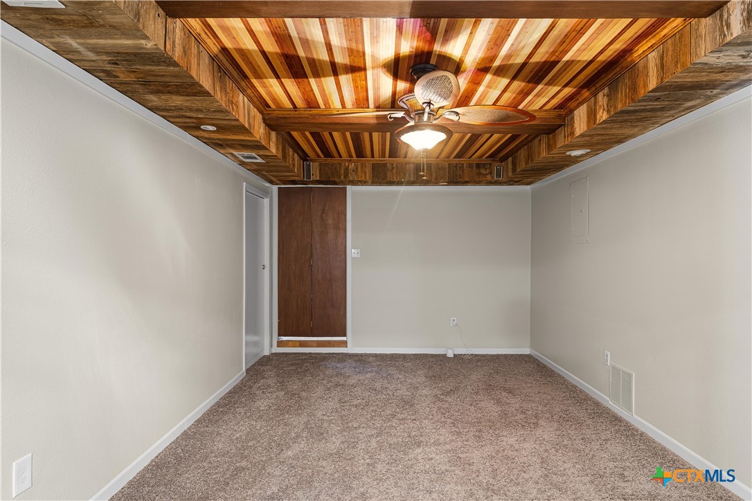 20 Hambleton Road Victoria, TX 77905 - Photo 17 of 48 a view of entryway