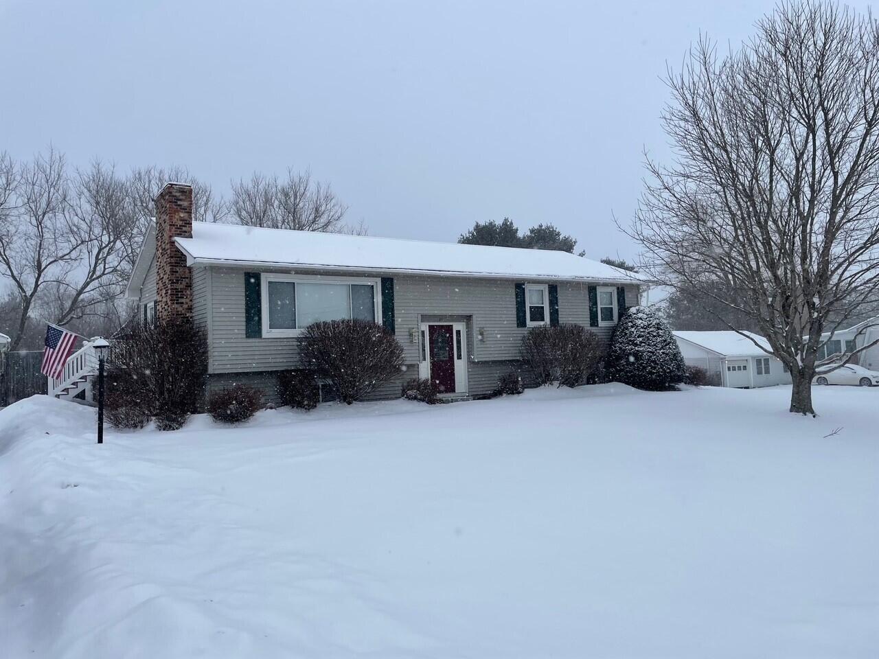 21 Booker Avenue Waterville, ME 04901 - Photo 4 of 24 B12