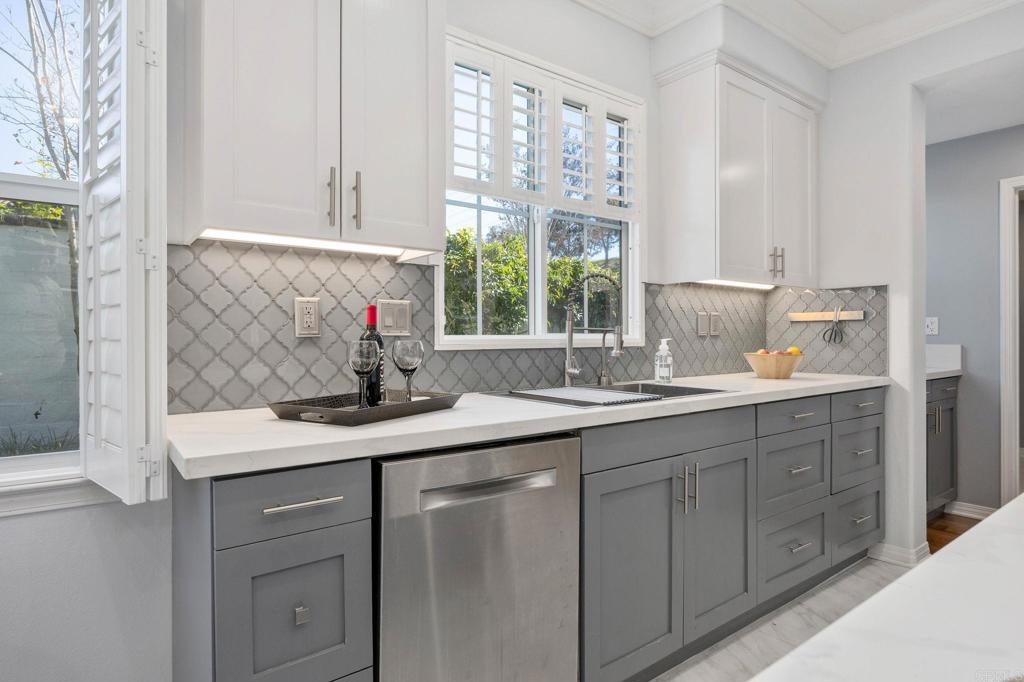 6903 Goldstone Road Carlsbad, CA 92009 - Photo 13 of 64