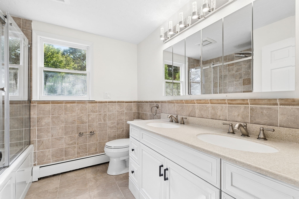 11 Crownridge Road Westborough, MA 01581 - Photo 25 of 42 Gallery Image 25