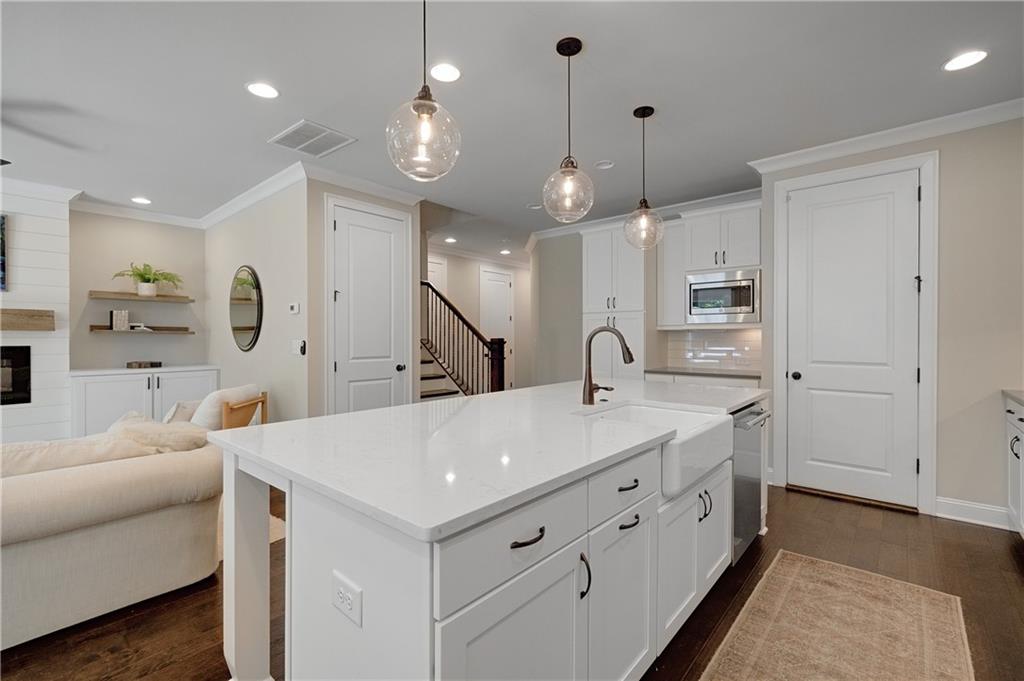 2023 Towneship Trail Roswell, GA 30075 - Photo 11 of 46