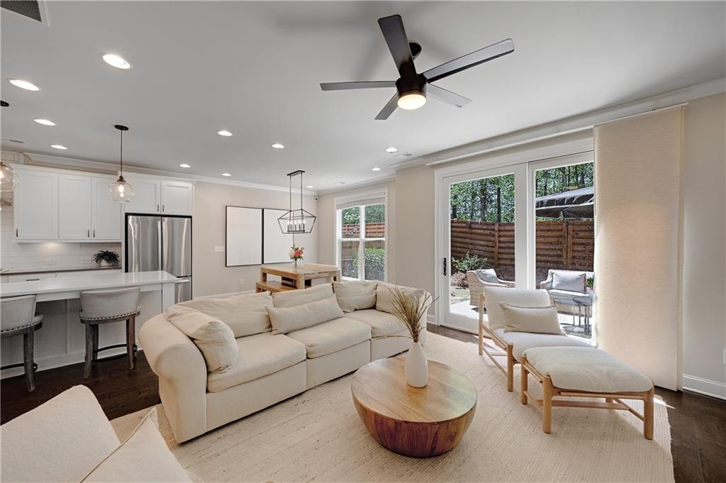 2023 Towneship Trail Roswell, GA 30075 - Photo 15 of 46