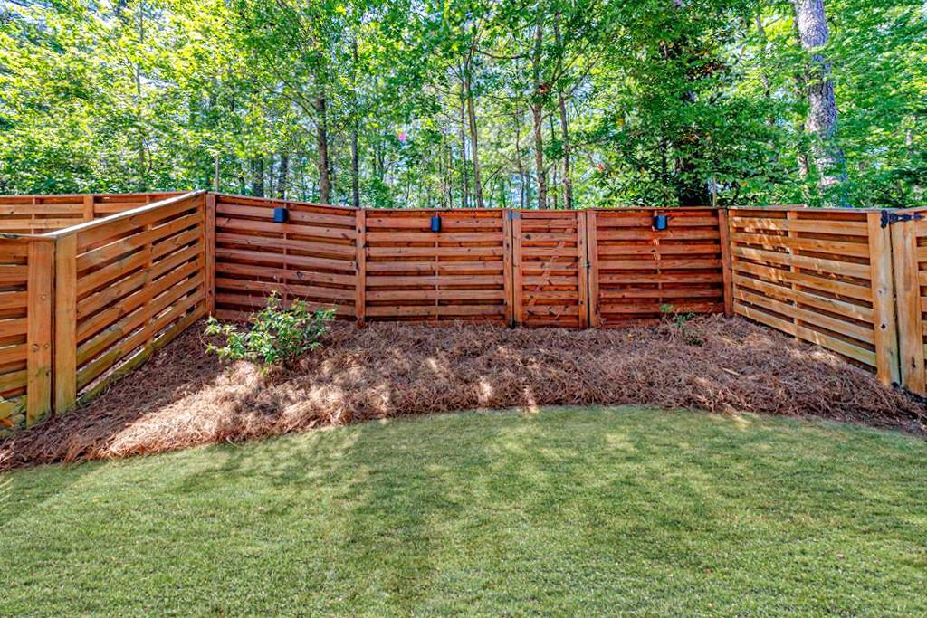 2023 Towneship Trail Roswell, GA 30075 - Photo 18 of 46