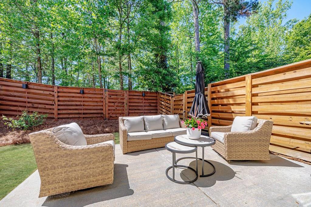 2023 Towneship Trail Roswell, GA 30075 - Photo 19 of 46