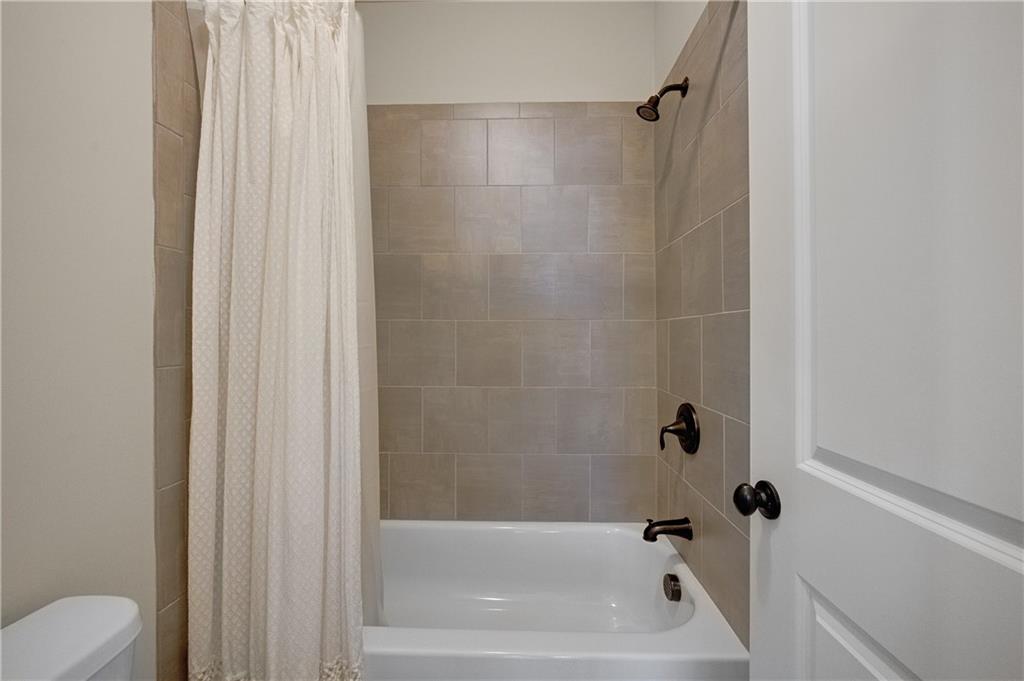 2023 Towneship Trail Roswell, GA 30075 - Photo 39 of 46