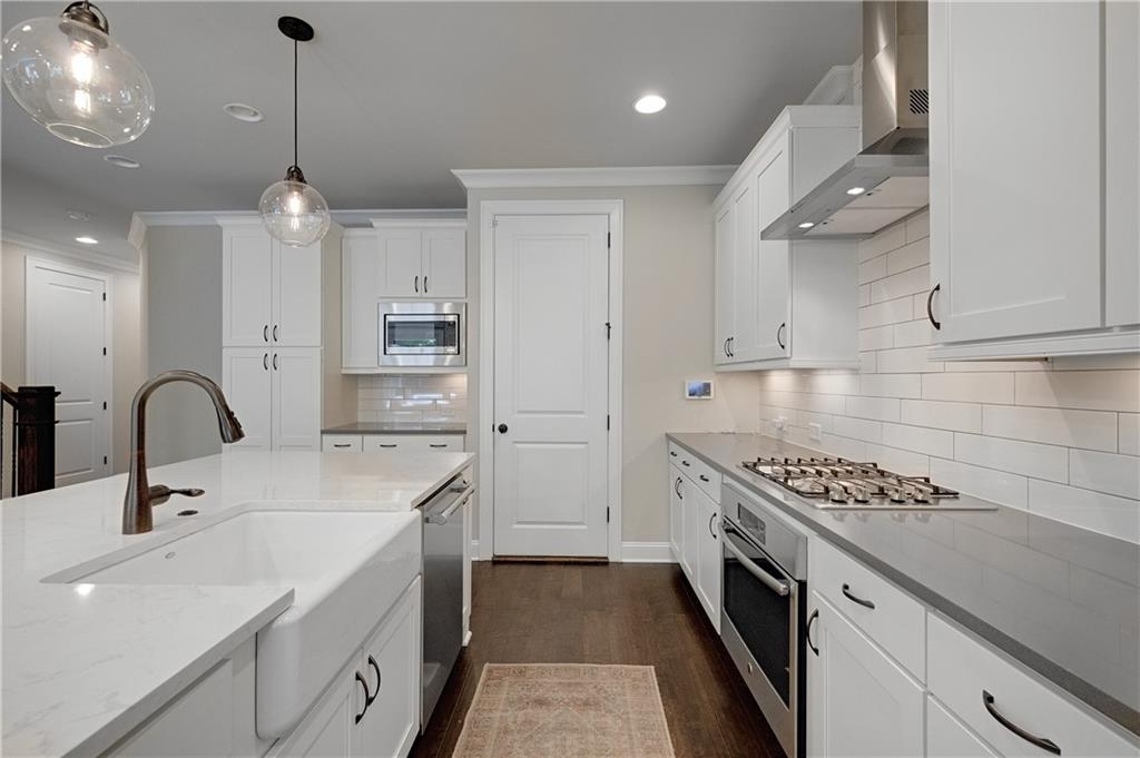 2023 Towneship Trail Roswell, GA 30075 - Photo 10 of 46