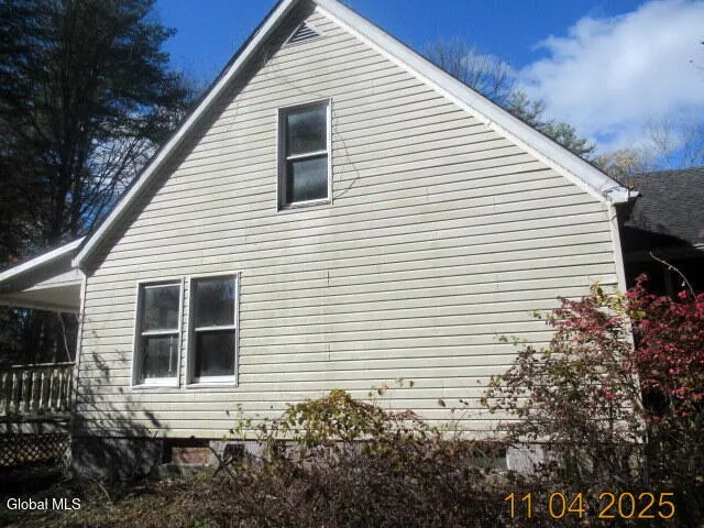 $93,600 | 36 Jackson Road, Moreau, NY 12803