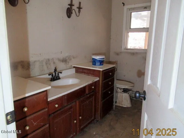 $93,600 | 36 Jackson Road, Moreau, NY 12803