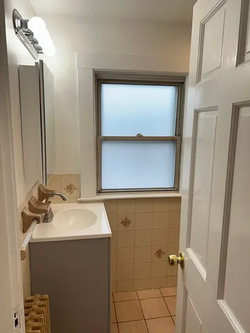 $3,200 | 80 Montclair Avenue, Quincy, MA 02171