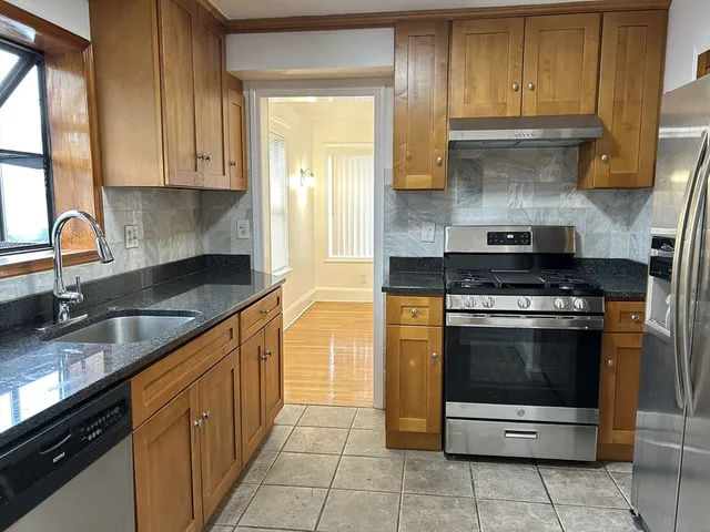 $3,200 | 80 Montclair Avenue, Quincy, MA 02171