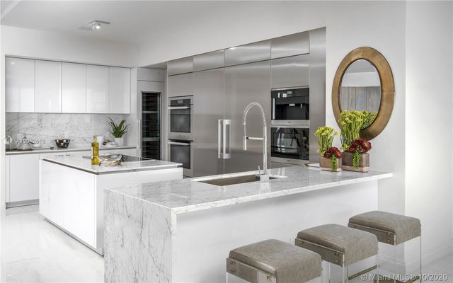 $2,833,110 | 5500 Island Estates Drive, Unit 805, Aventura, FL 33160