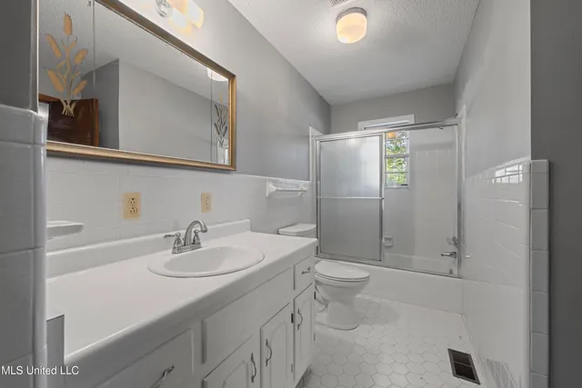 $425,000 | 6578 Highway 311, Unit 311, Holly Springs, MS 38635