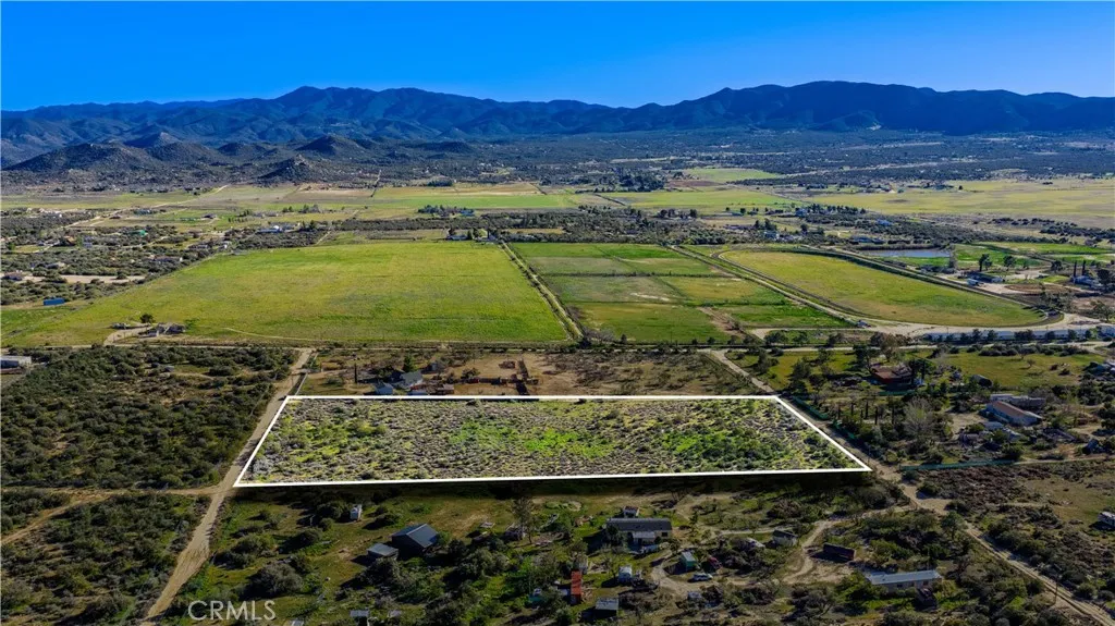 1 Apple Anza, CA 92539 - Photo 4 of 69