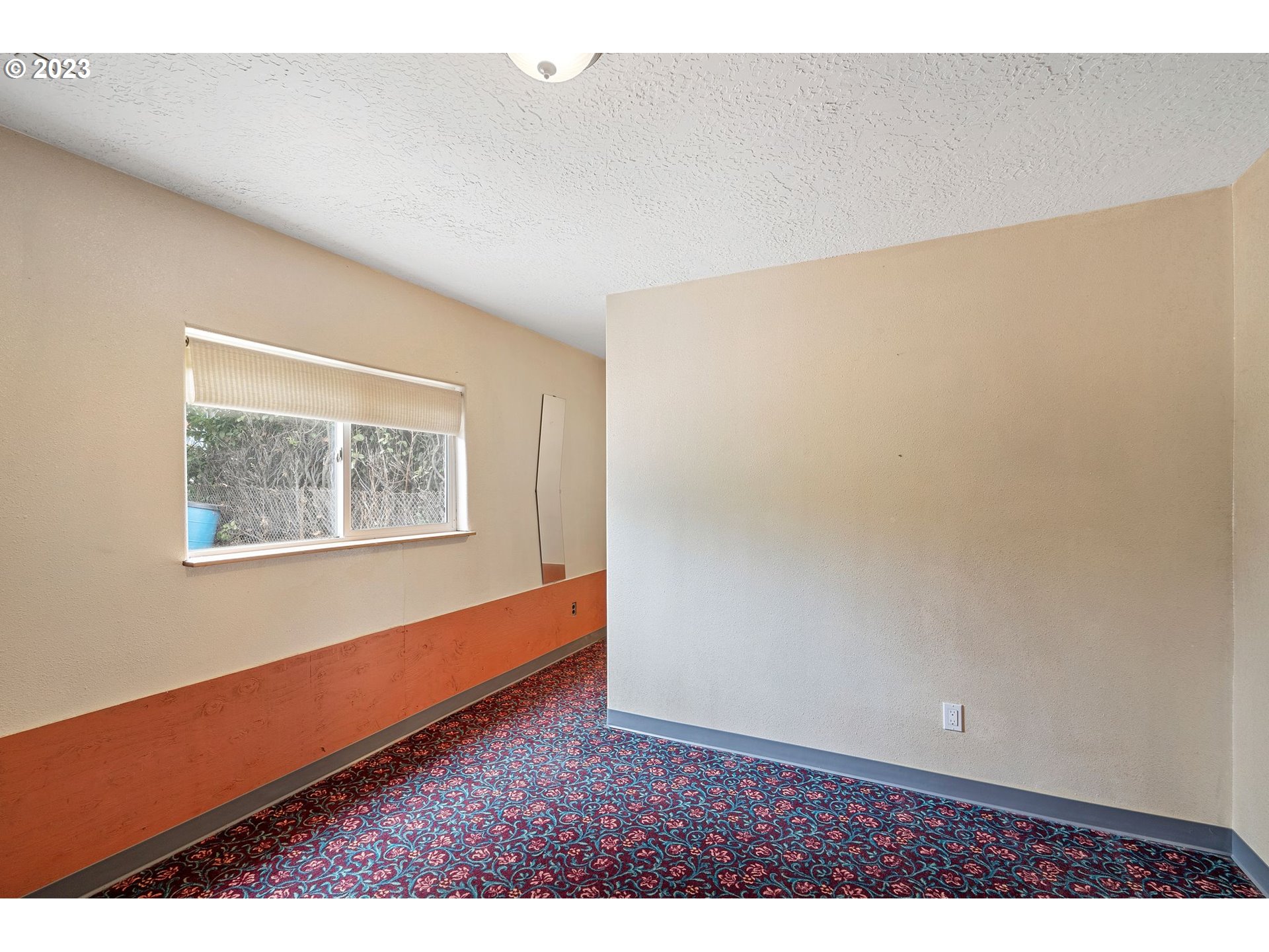 5119 Southeast 68th Avenue Portland, OR 97206 - Photo 40 of 43 a view of an empty room