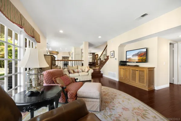 $1,849,000 | 40 Brena, Irvine, CA 92620