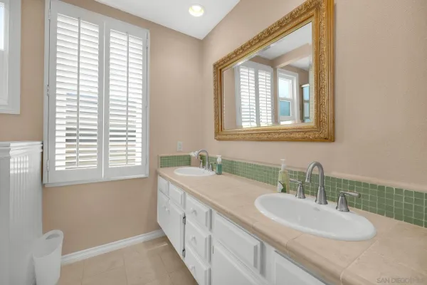 $1,849,000 | 40 Brena, Irvine, CA 92620