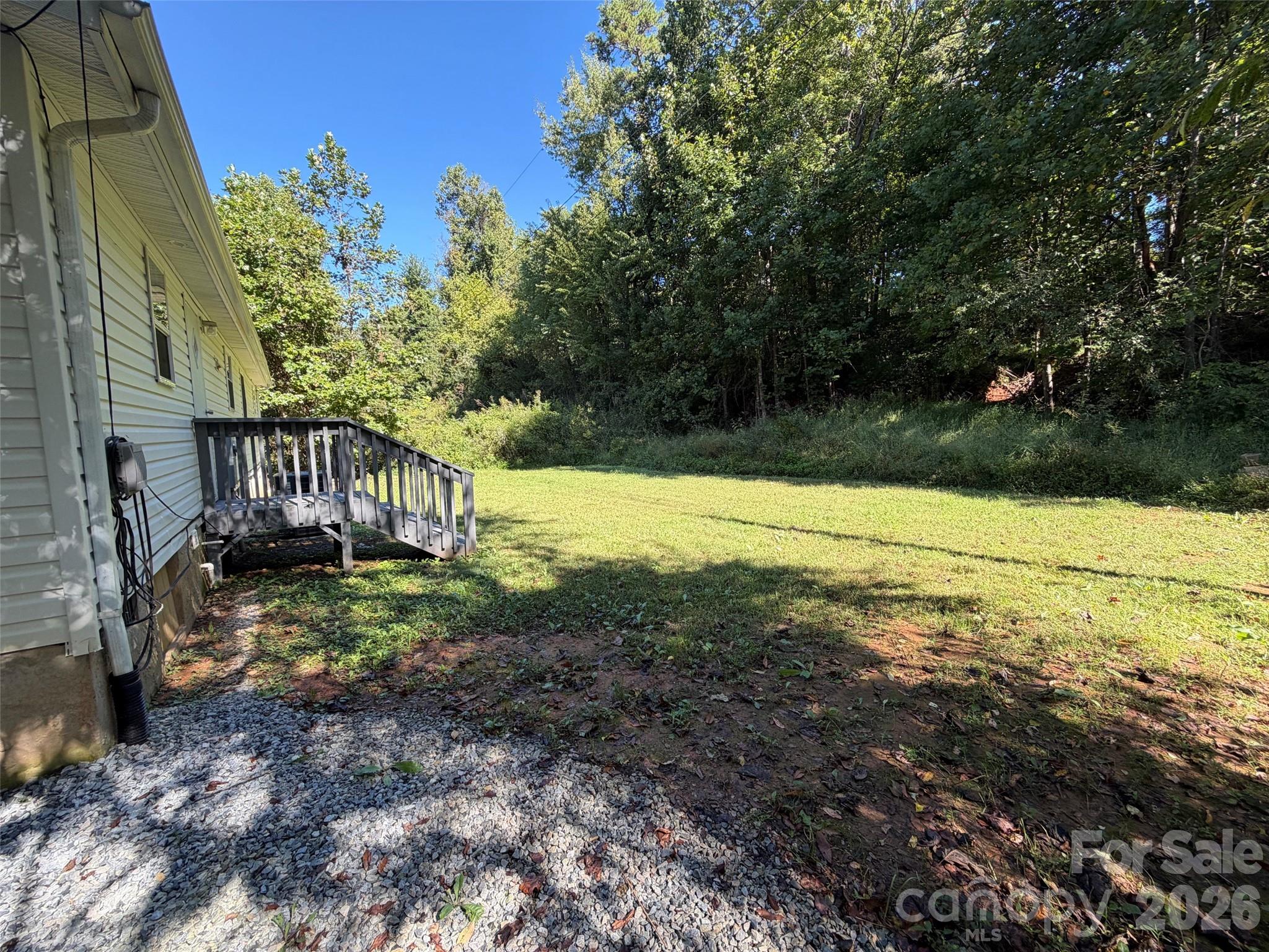 1034 Hidden View Loop Marion, NC 28752 - Photo 28 of 35 Gallery Image 28