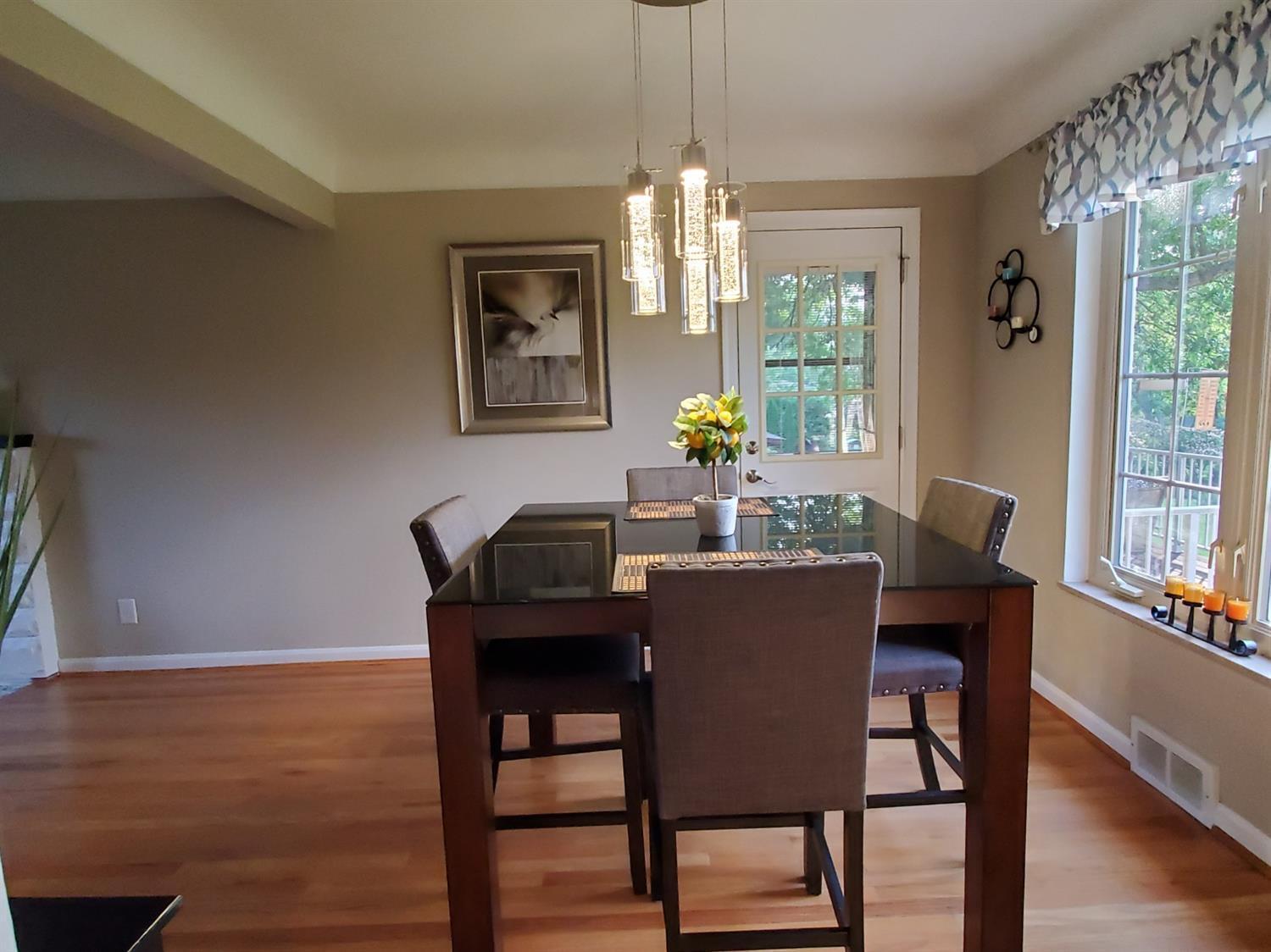 6530 Hayes Road Cincinnati, OH 45248 - Photo 7 of 25