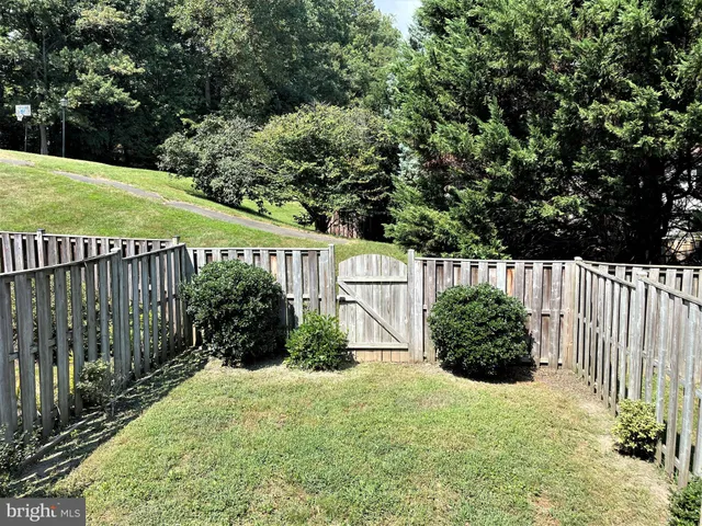 $3,100 | 8914 Shamrock Court, Springfield, VA 22152