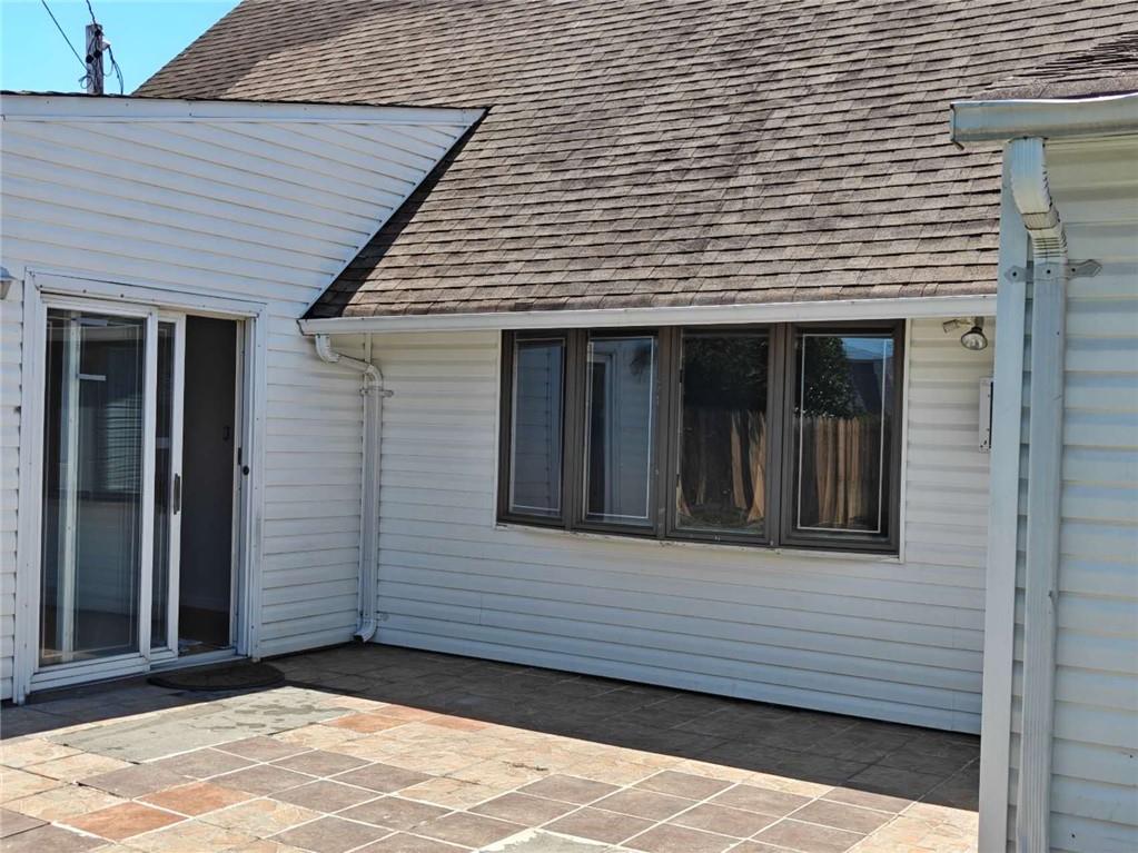 82 Lantern Road Hicksville, NY 11801 - Photo 22 of 28