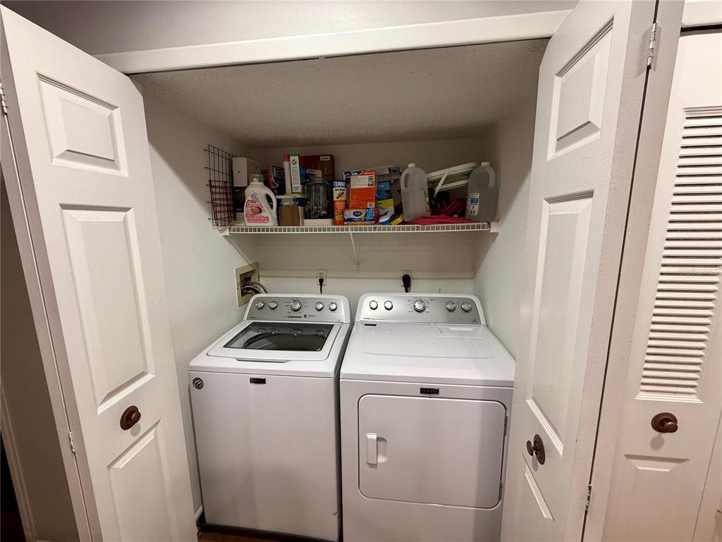 1920 Whitney Way Clearwater, FL 33760 - Photo 27 of 38 a utility room with dryer and washer
