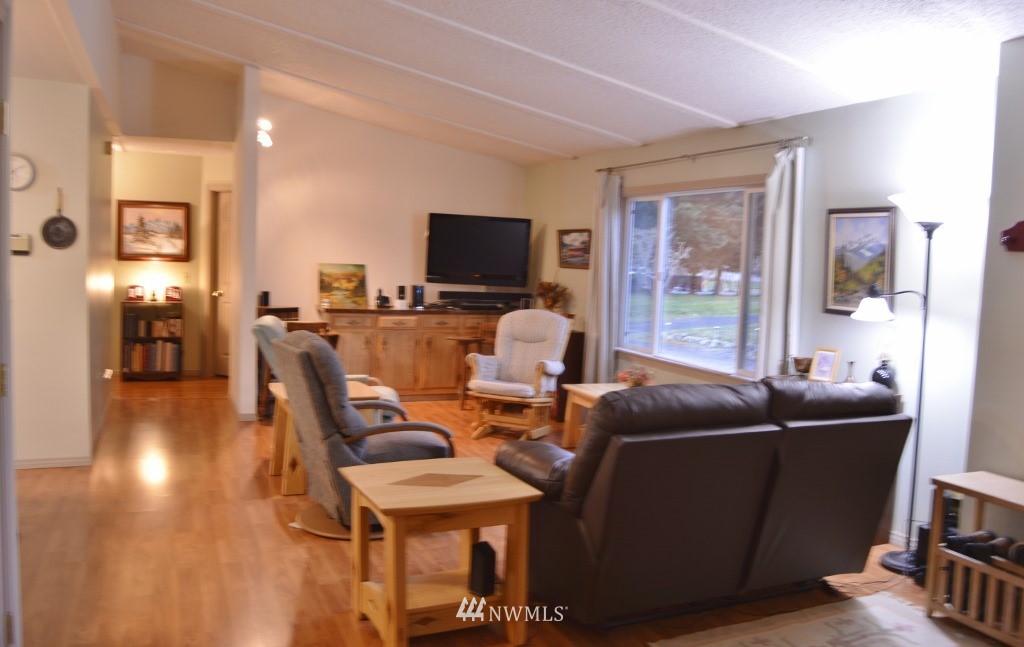 157 Morris Road Randle, WA 98377 - Photo 7 of 25 Gallery Image 7