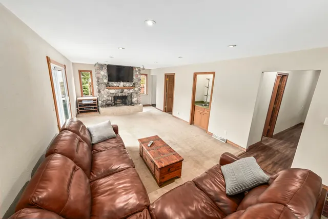 $579,000 | N41W33425 Nashotah Road, Nashotah, WI 53058