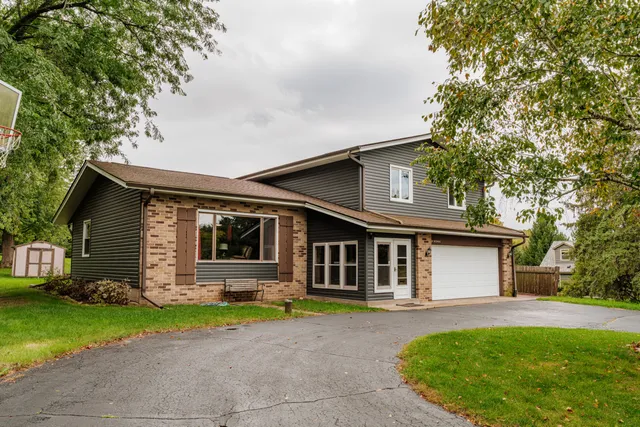 $579,000 | N41W33425 Nashotah Road, Nashotah, WI 53058