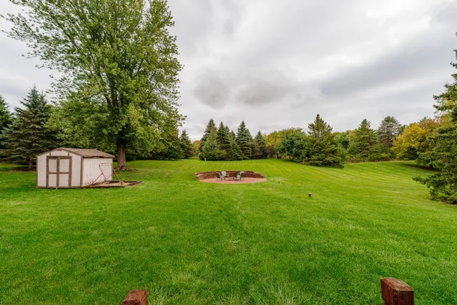 $579,000 | N41W33425 Nashotah Road, Nashotah, WI 53058