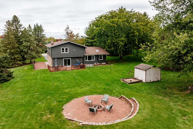 $579,000 | N41W33425 Nashotah Road, Nashotah, WI 53058