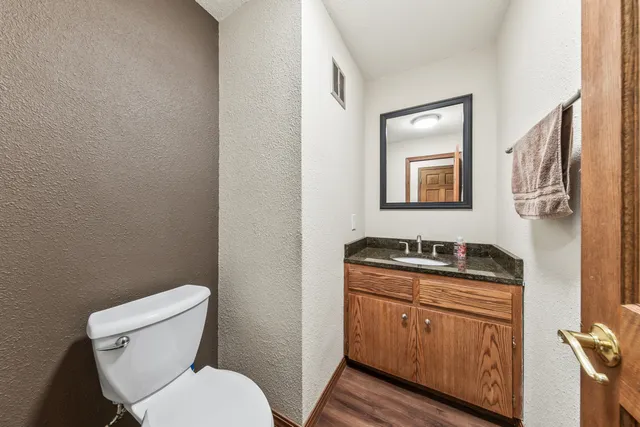 $579,000 | N41W33425 Nashotah Road, Nashotah, WI 53058