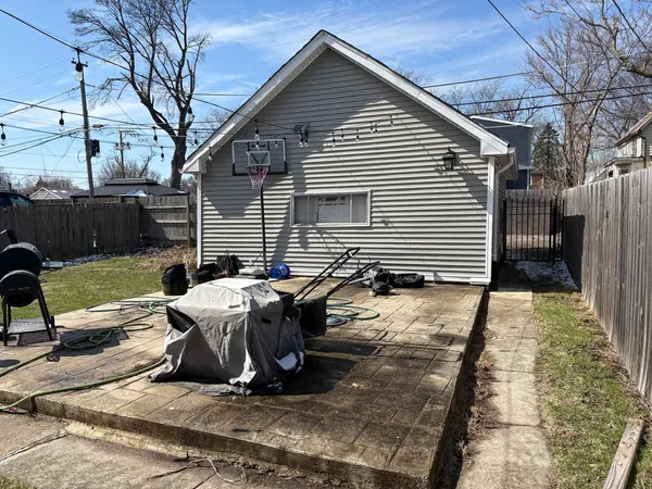 $181,000 | 10230 South Parnell Avenue, Chicago, IL 60628