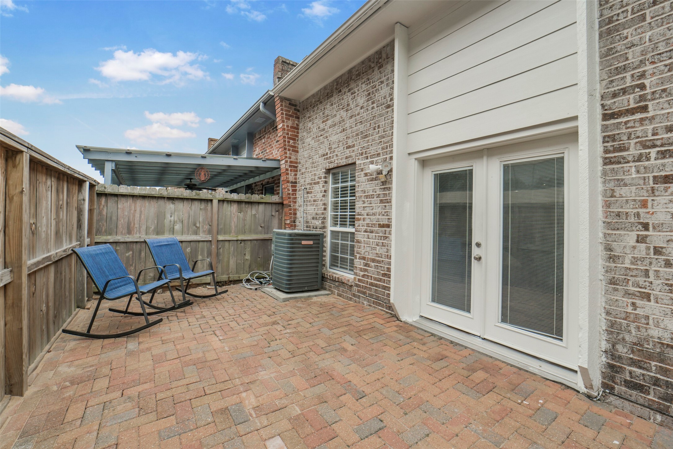 5707 Innsbruck Street Bellaire, TX 77401 - Photo 34 of 35 Cozy patio perfect for morning coffee or evening relaxation.