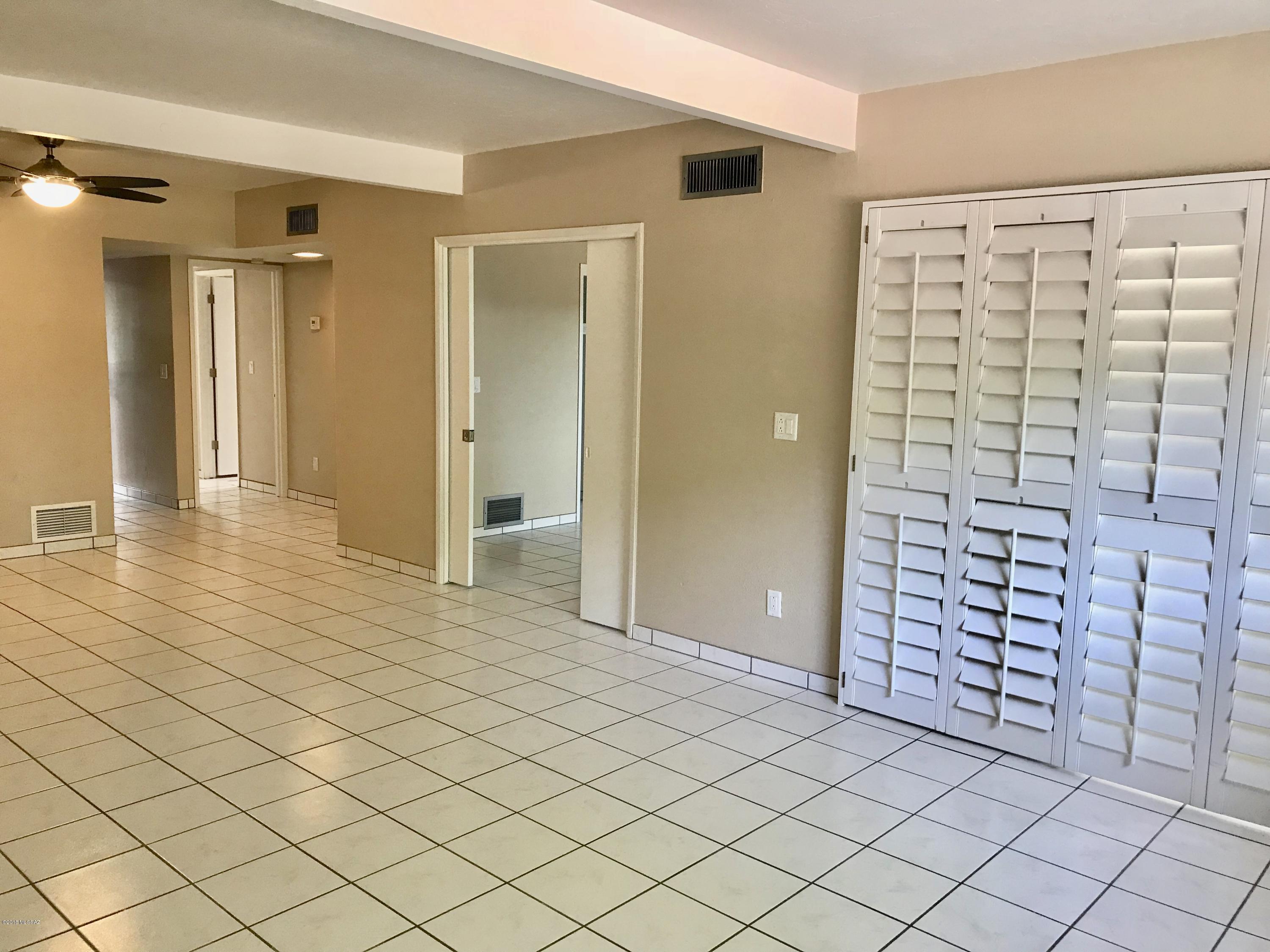3750 North Country Club Road, Unit 15 Tucson, AZ 85716 - Photo 15 of 22