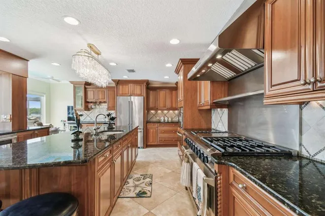 $1,745,000 | 1336 51st Avenue Northeast, St. Petersburg, FL 33703