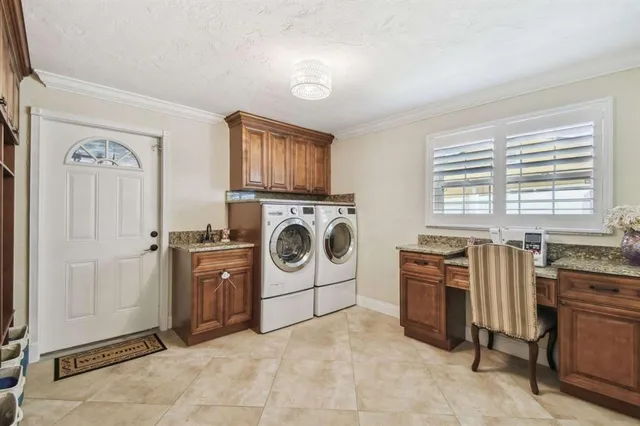 $1,745,000 | 1336 51st Avenue Northeast, St. Petersburg, FL 33703